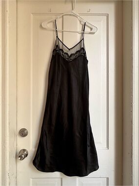 Victoria’s Secret vintage gown